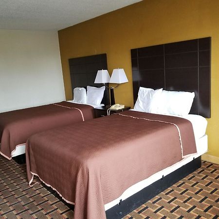 Knights Inn 米德蘭 外观 照片