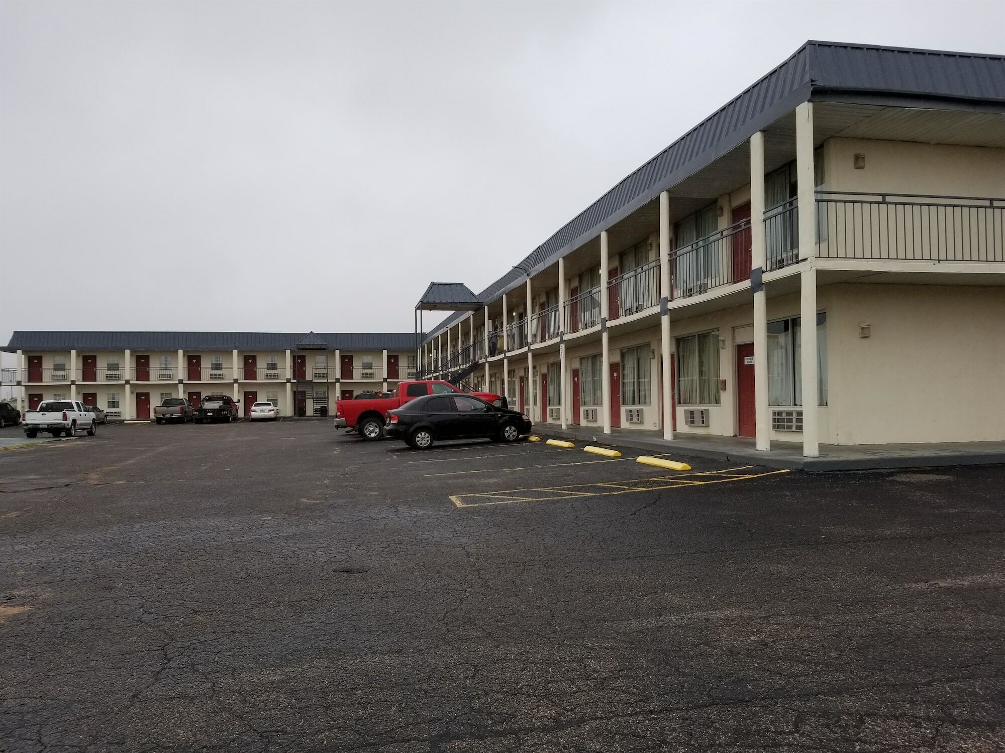 Knights Inn 米德蘭 外观 照片